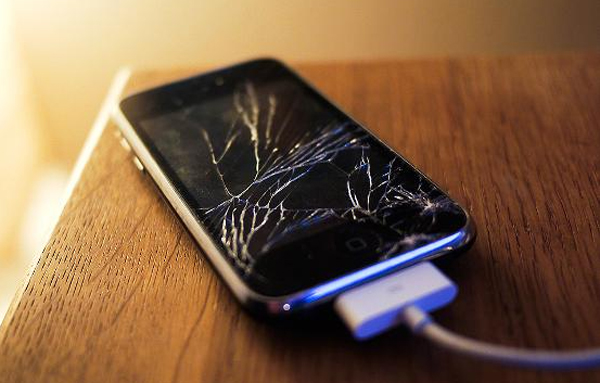 台中iPhone維修推薦｜手機維修專業修復